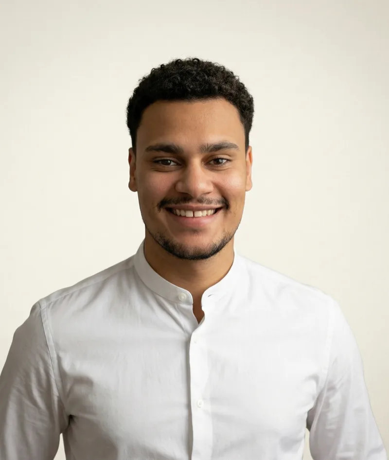 Julian — Founder · Brand & Strategy